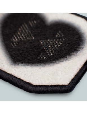 Patch ricamato - CUORE SFUMATO CON STRASS