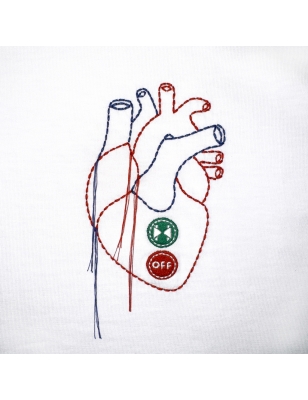T-SHIRT CUORE RICAMATO